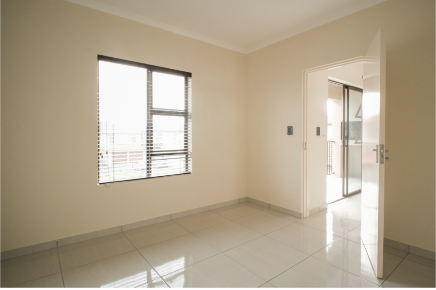 To Let 2 Bedroom Property for Rent in Burgundy Estate Western Cape